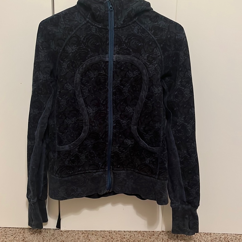 Lululemon scuba zip up hoodie